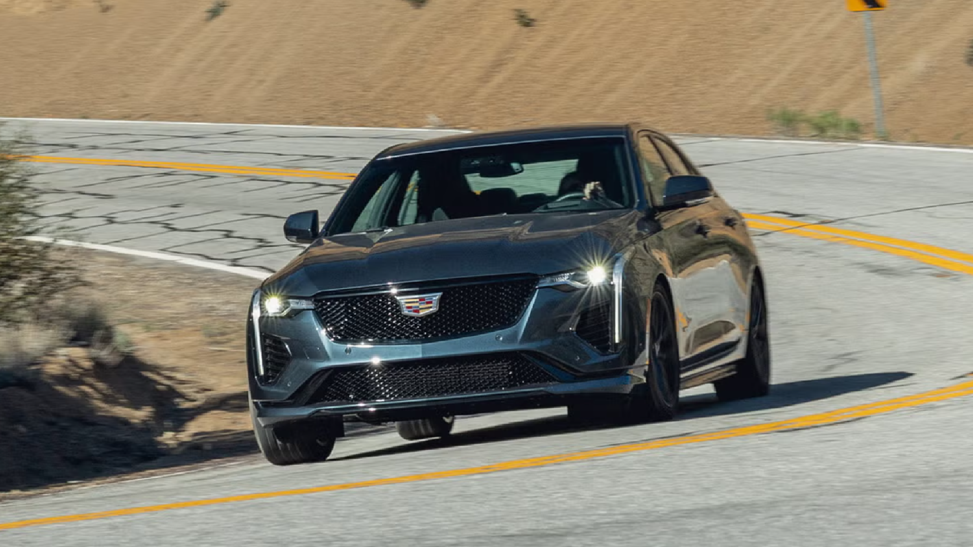 2025 Cadillac CT4